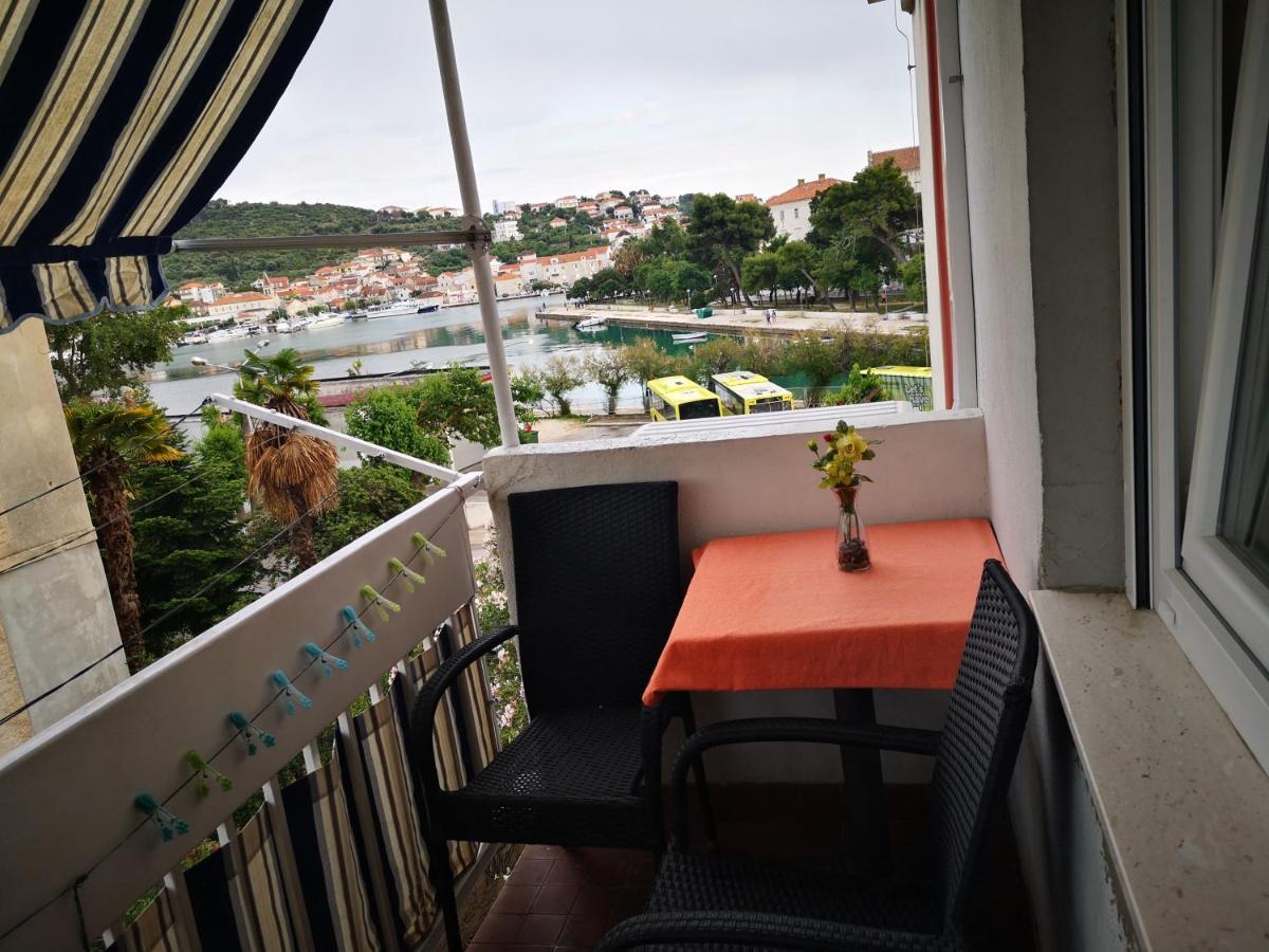 Apartman Petrovic City Center 特罗吉尔 外观 照片