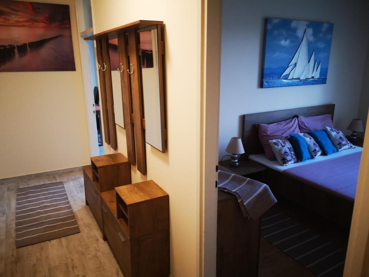 Apartman Petrovic City Center 特罗吉尔 外观 照片